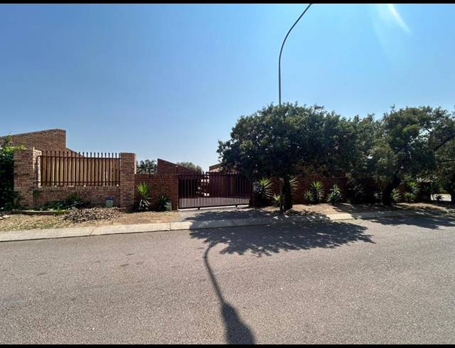 3 BEDROOM HOUSE FOR SALE IN THE REEDS